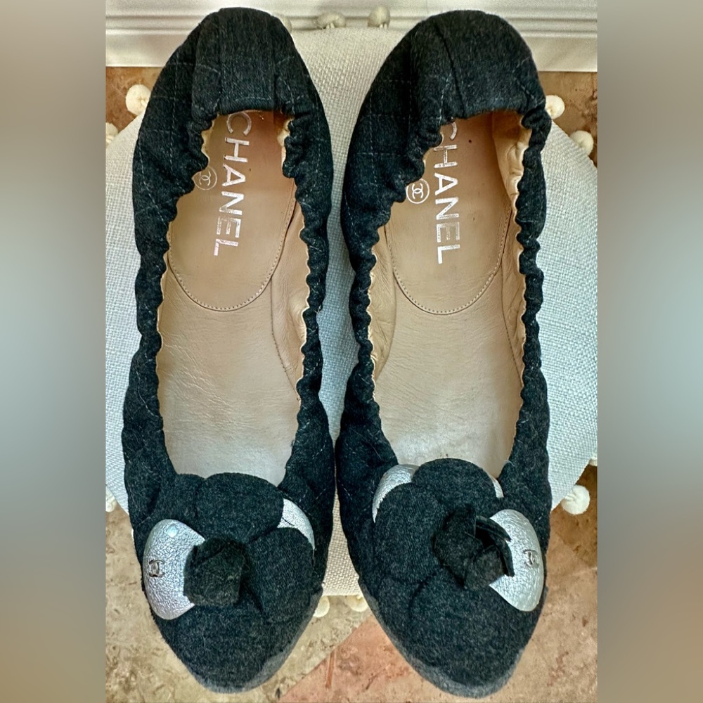 Chanel flats